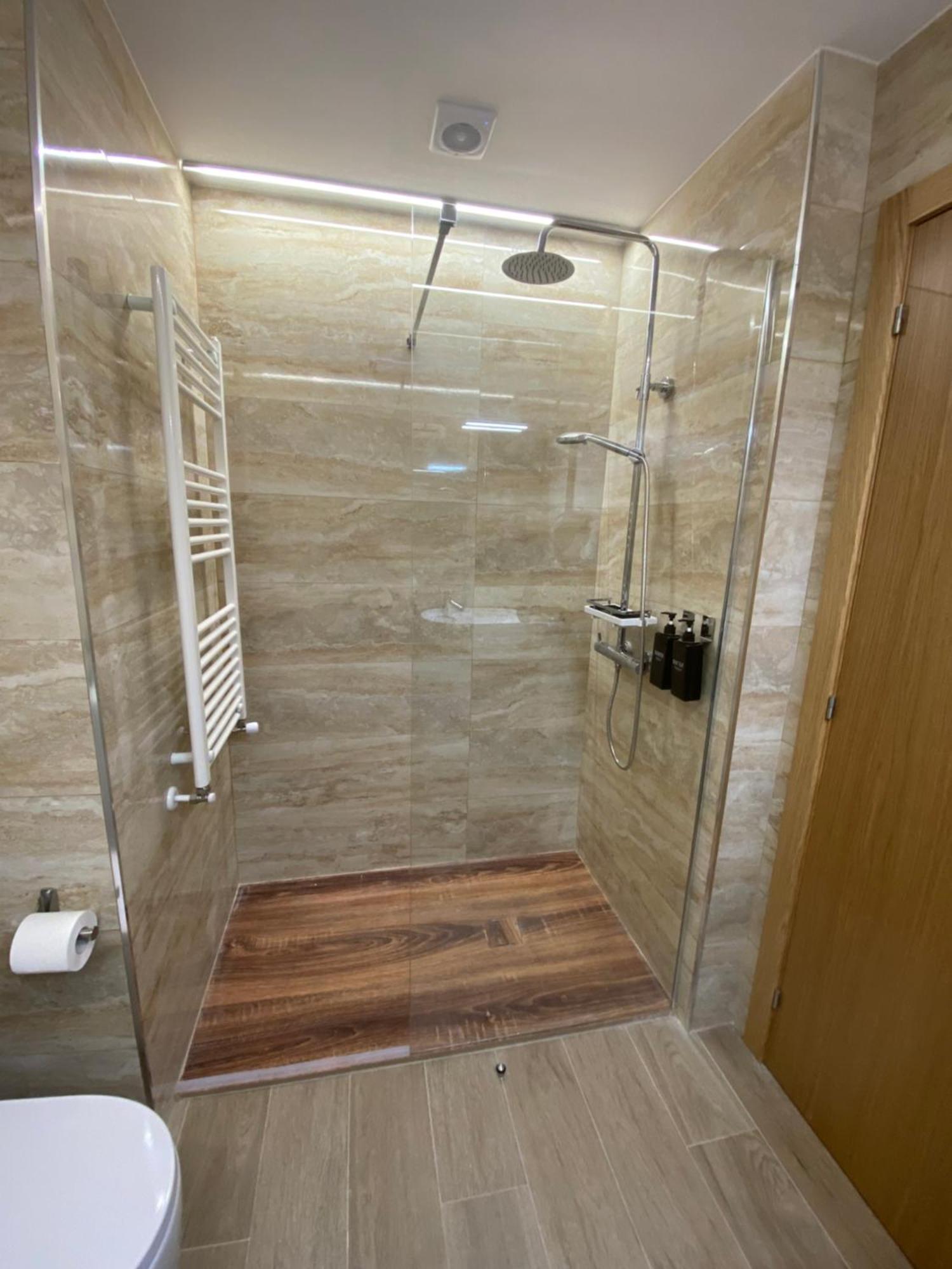 Apartamentos Luisa Сантьяго-де-Компостела Экстерьер фото