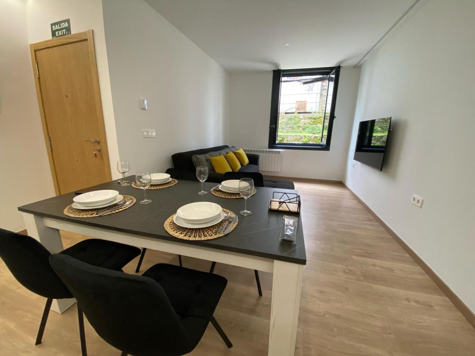 Apartamentos Luisa Сантьяго-де-Компостела Экстерьер фото